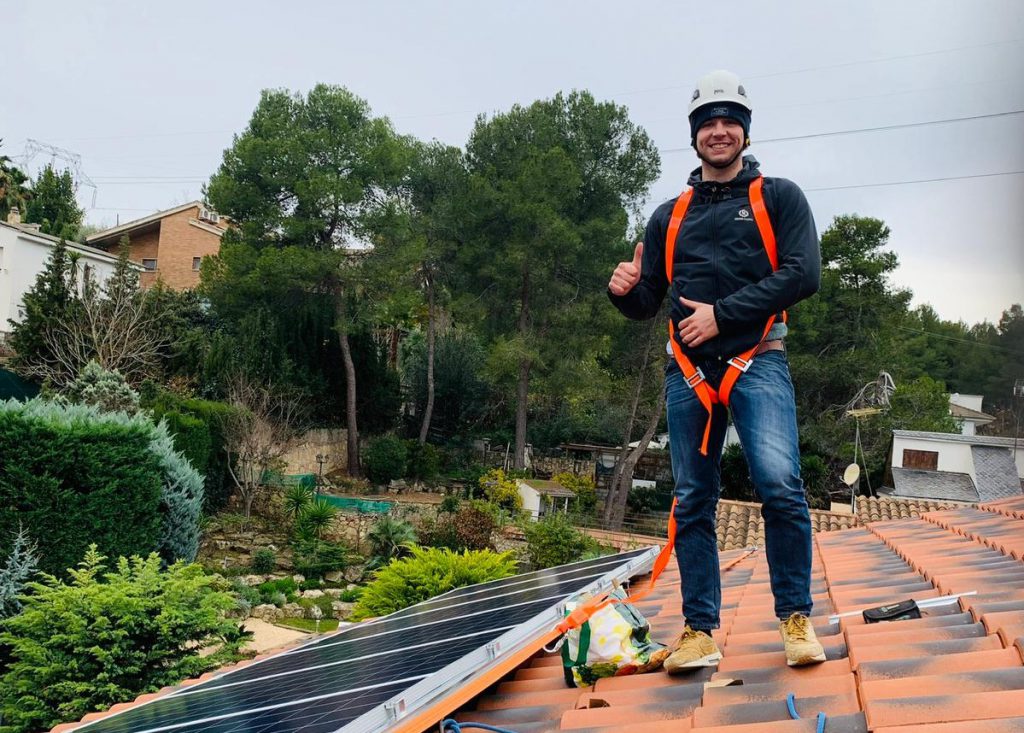 ☀ In het zonnetje gezet: Verzilver uw dak in Spanje